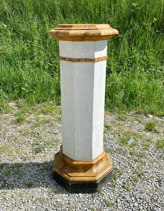 Colonna in legno policroma effetto marmorizzato Italia inizio XIX sec.