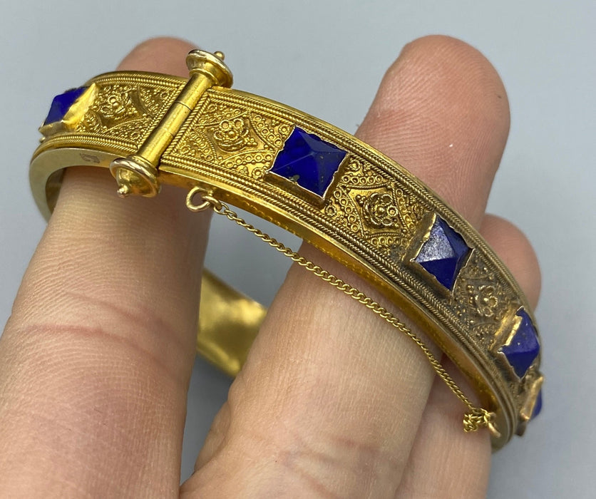 Bracciale oro microgranulazione e lapislazzuli attr. Castellani Roma inizio XIX sec