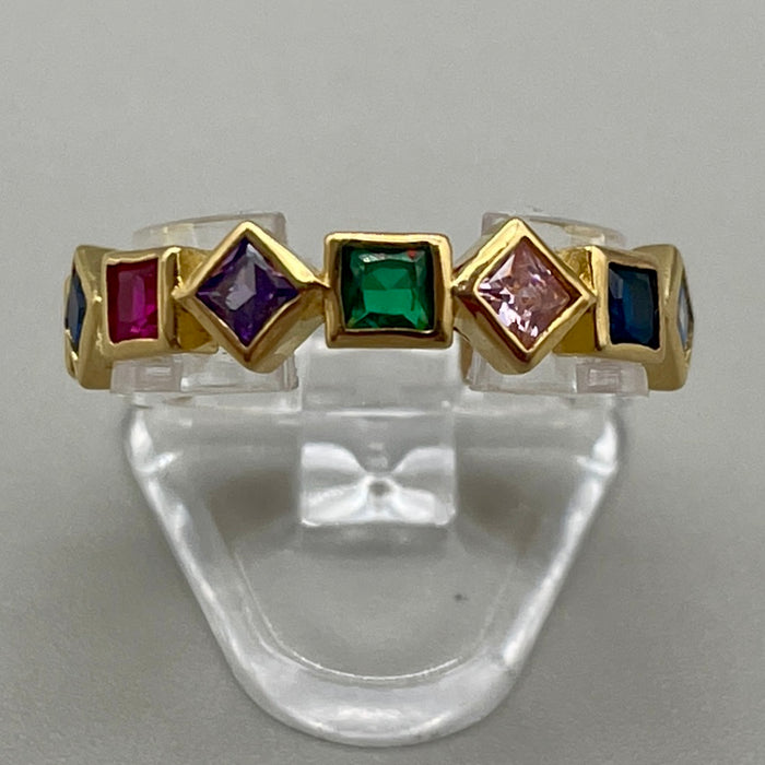 Anello eternity dorato bigiotteria con pietre colorate 2020 ca