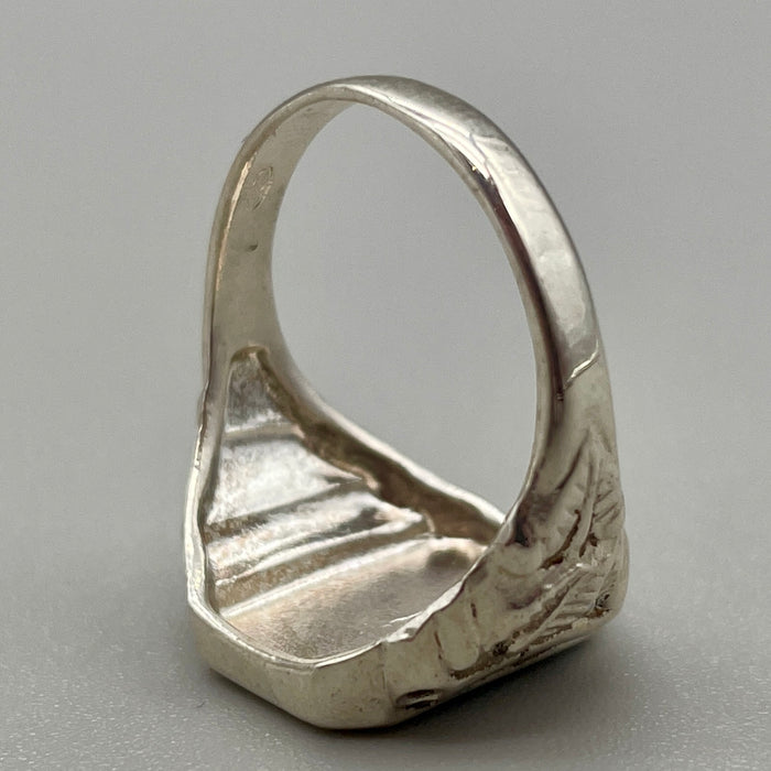 Anello sigillo rettangolare con decori in argento 925 anno 2020 ca