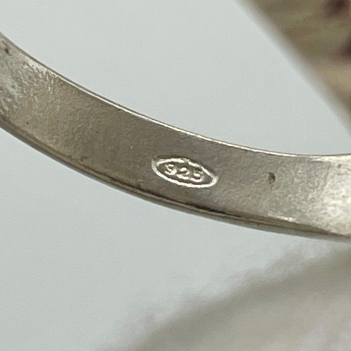 Anello sigillo rettangolare con decori in argento 925 anno 2020 ca