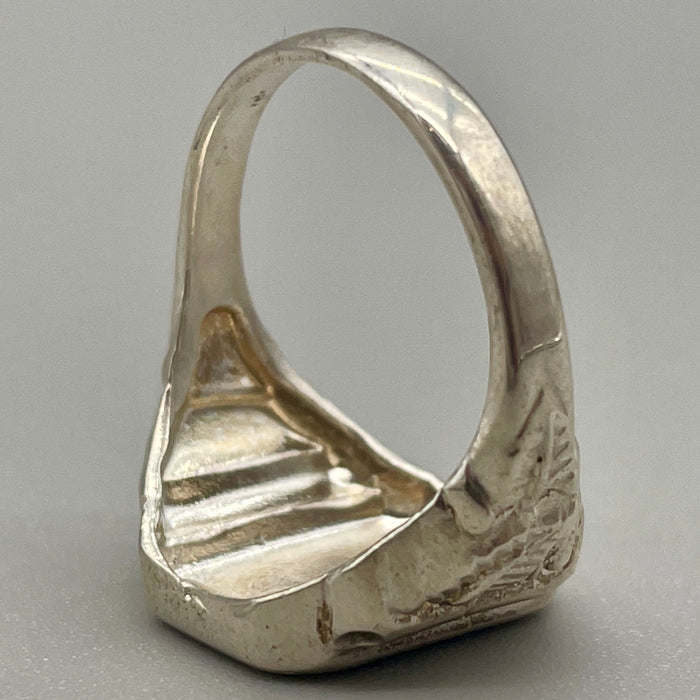 Anello sigillo rettangolare con decori in argento 925 anno 2020 ca