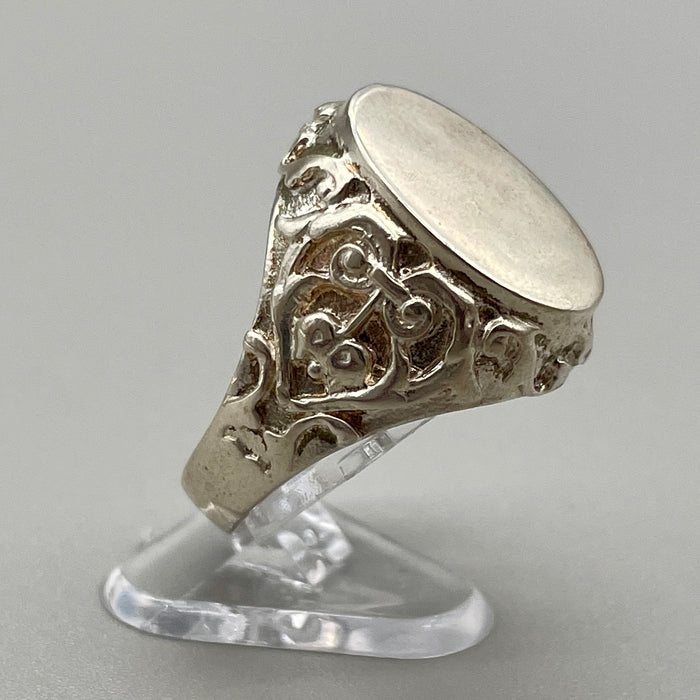 Anello sigillo ovale con decori in argento 925 anno 2020 ca