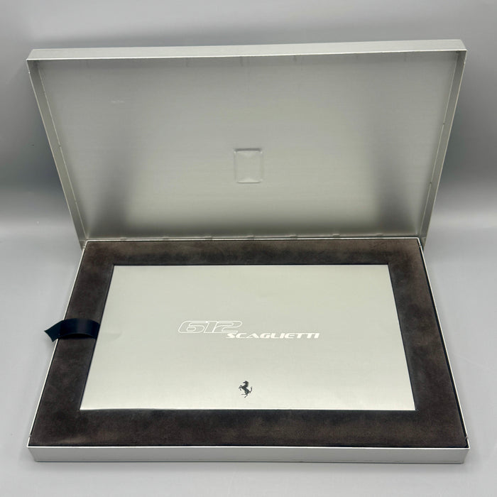 Ferrari 612 Scaglietti Presentation Press Kit Ufficiale alluminio