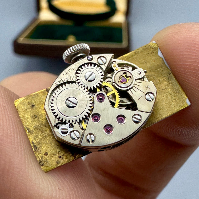 Gucci orologio meccanico argento 925 26 x 14 mm vintage 1970 ca con scatola
