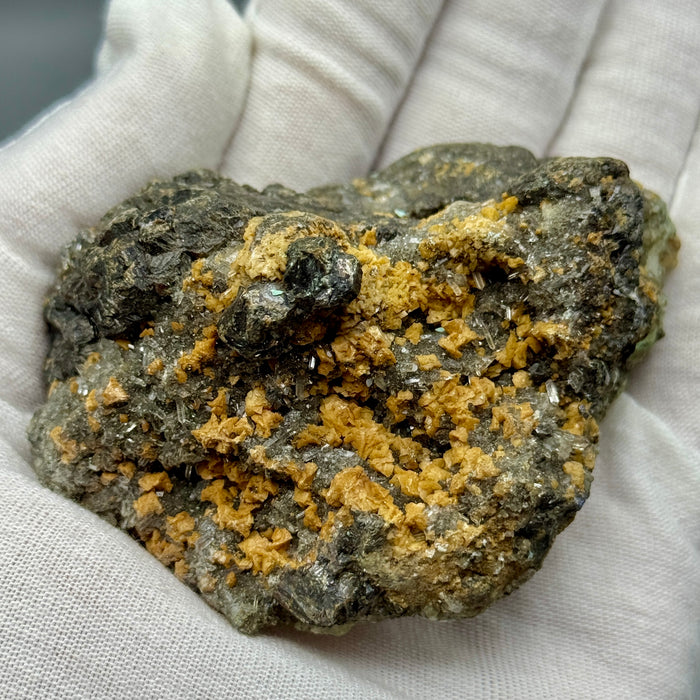 Mimetite su matrice minerale pietra da collezione 184 gr.