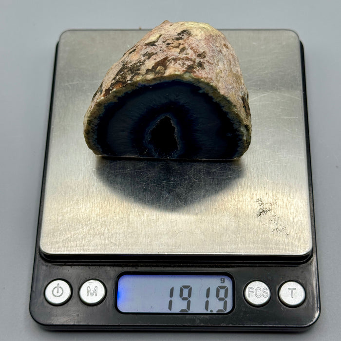 Agata blu del Brasile geode minerale pietra da collezione 191 gr.