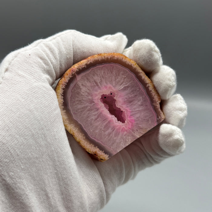 Agata rosa del Brasile geode minerale pietra da collezione 170 gr.