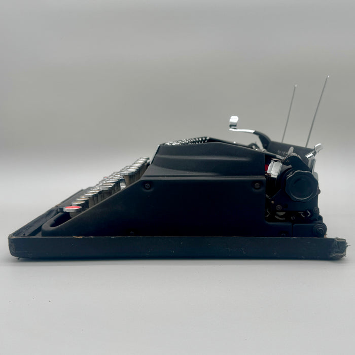 Olivetti Ico MP1 nera macchina scrivere con custodia 1930 ca