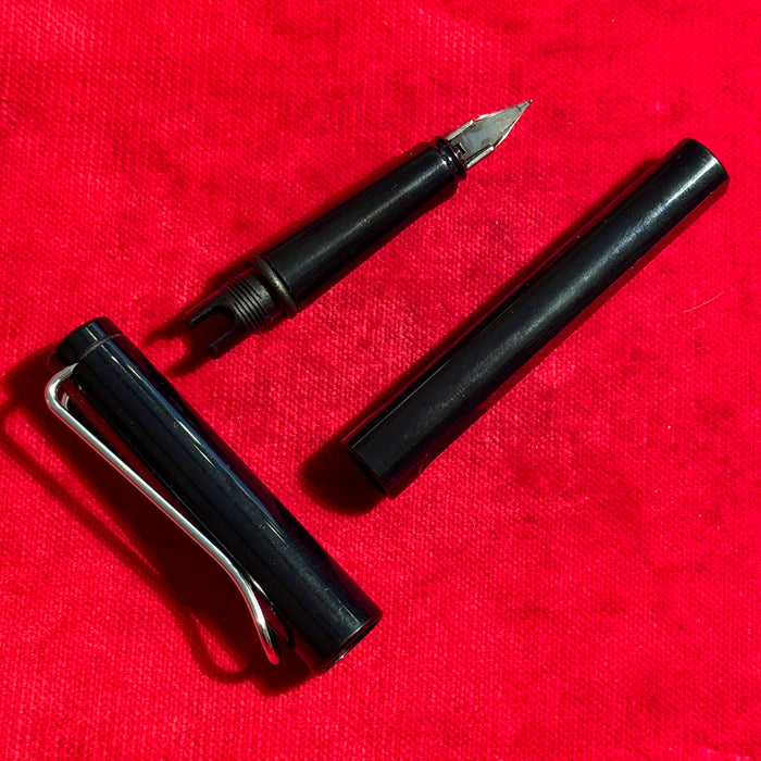 Penna Lamy stilografica pennino EF 1990 ca