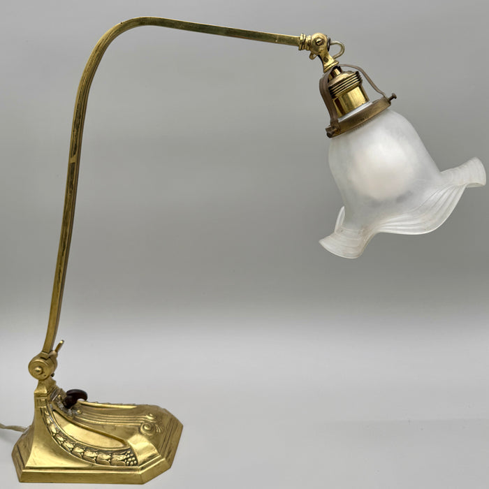 Lampada da tavolo art Noveau ottone e vetro Italia 1920 ca