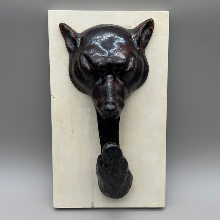 Appendiabiti zoomorfo testa di cane ceramica a lustro Italia 1900 ca