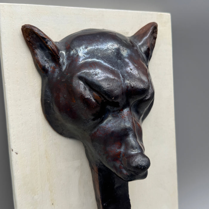Appendiabiti zoomorfo testa di cane ceramica a lustro Italia 1900 ca