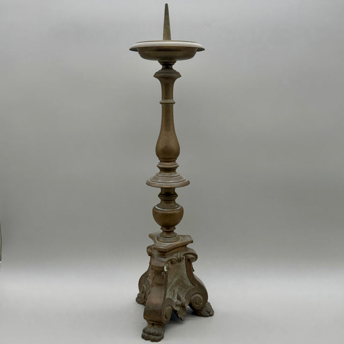 Candeliere da altare in bronzo stemma Piccolomini Siena XIX sec.