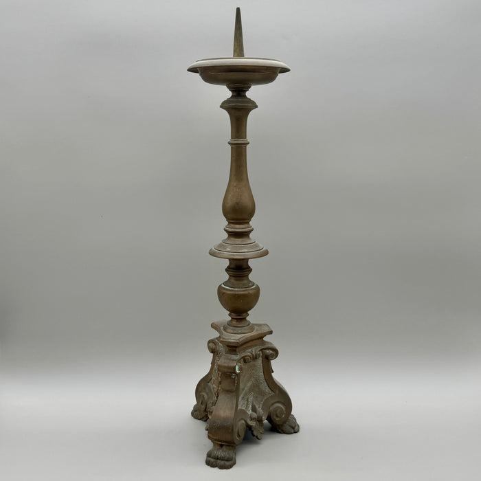 Candeliere da altare in bronzo stemma Piccolomini Siena XIX sec.