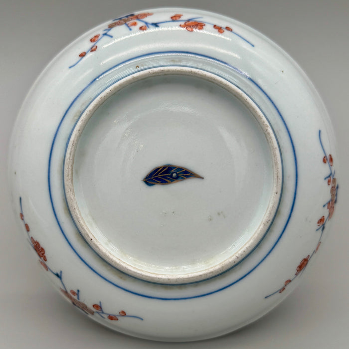 Piatto in porcellana dipinta Imari Giapponese XX sec.