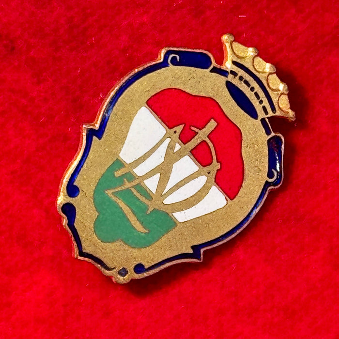Distintivo NLD Lourdes smaltato Milano 1950 ca
