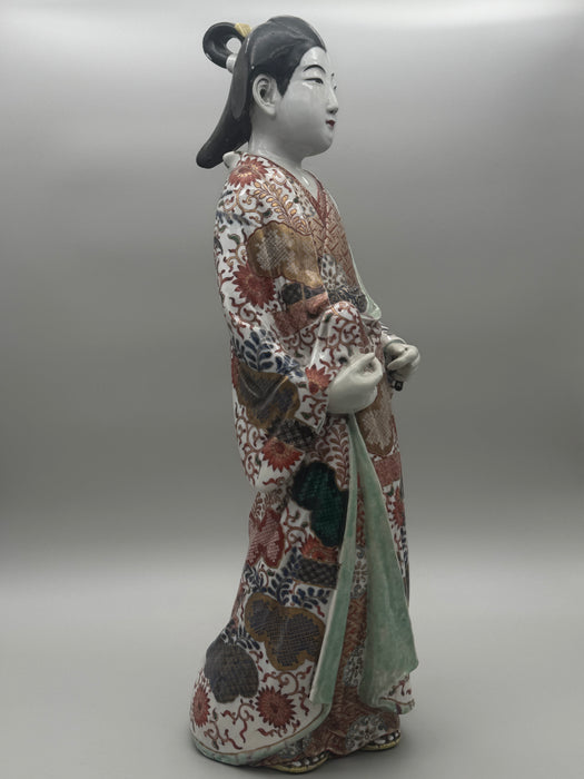 Ningyo bambola giapponese statua in ceramica Imari Giapponese XX sec.