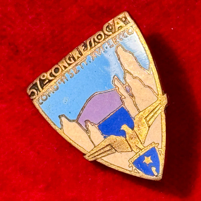 Distintivo smaltato scudo 57° Congresso CAI Lecco A.F. XVI 1937