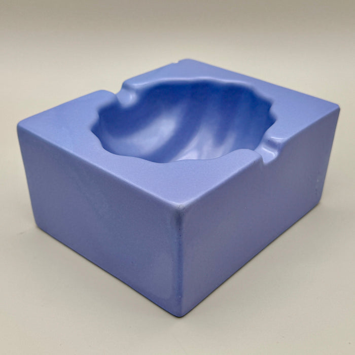 Posacenere Yantra YP/1 ceramica smaltata azzurra Poltronova 1969