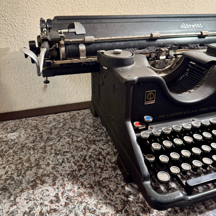 Olivetti M40 II° serie carrello doppio macchina scrivere nera 1940 ca