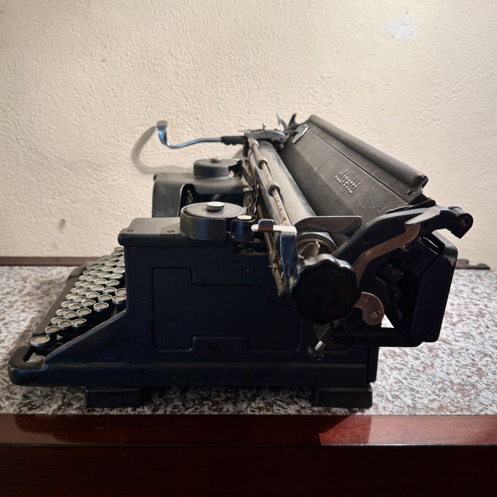 Olivetti M40 II° serie carrello doppio macchina scrivere nera 1940 ca