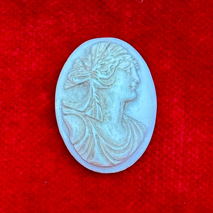 Cammeo figura femminile senza montatura Italia 1920 ca