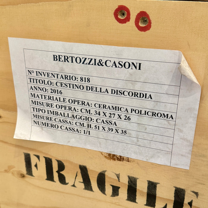 Bertozzi & Casoni – "Cestino della discordia" – scultura ceramica policroma - 2016