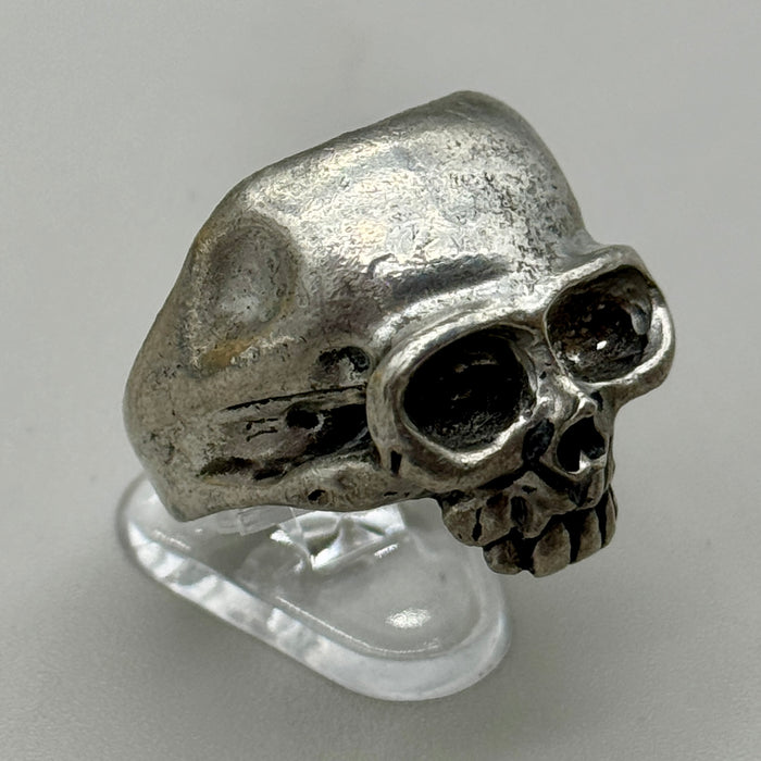 Anello argentato teschio Italia 1980 ca