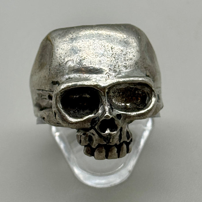 Anello argentato teschio Italia 1980 ca