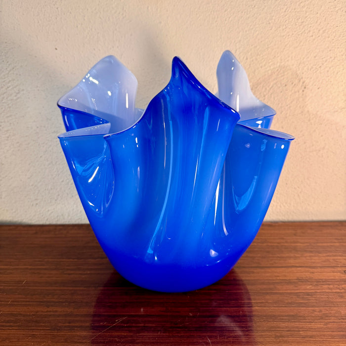 Fazzoletto Venini blu bianco medio 24 cm vetro murano 2020 ca