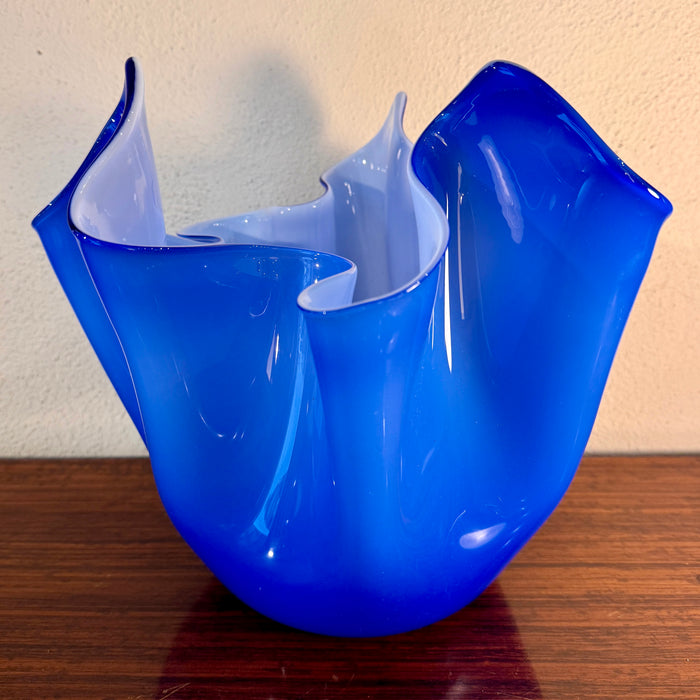 Fazzoletto Venini blu bianco medio 24 cm vetro murano 2020 ca