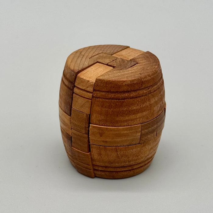 Rompicapo gioco logica in legno "Barile" 1980 ca
