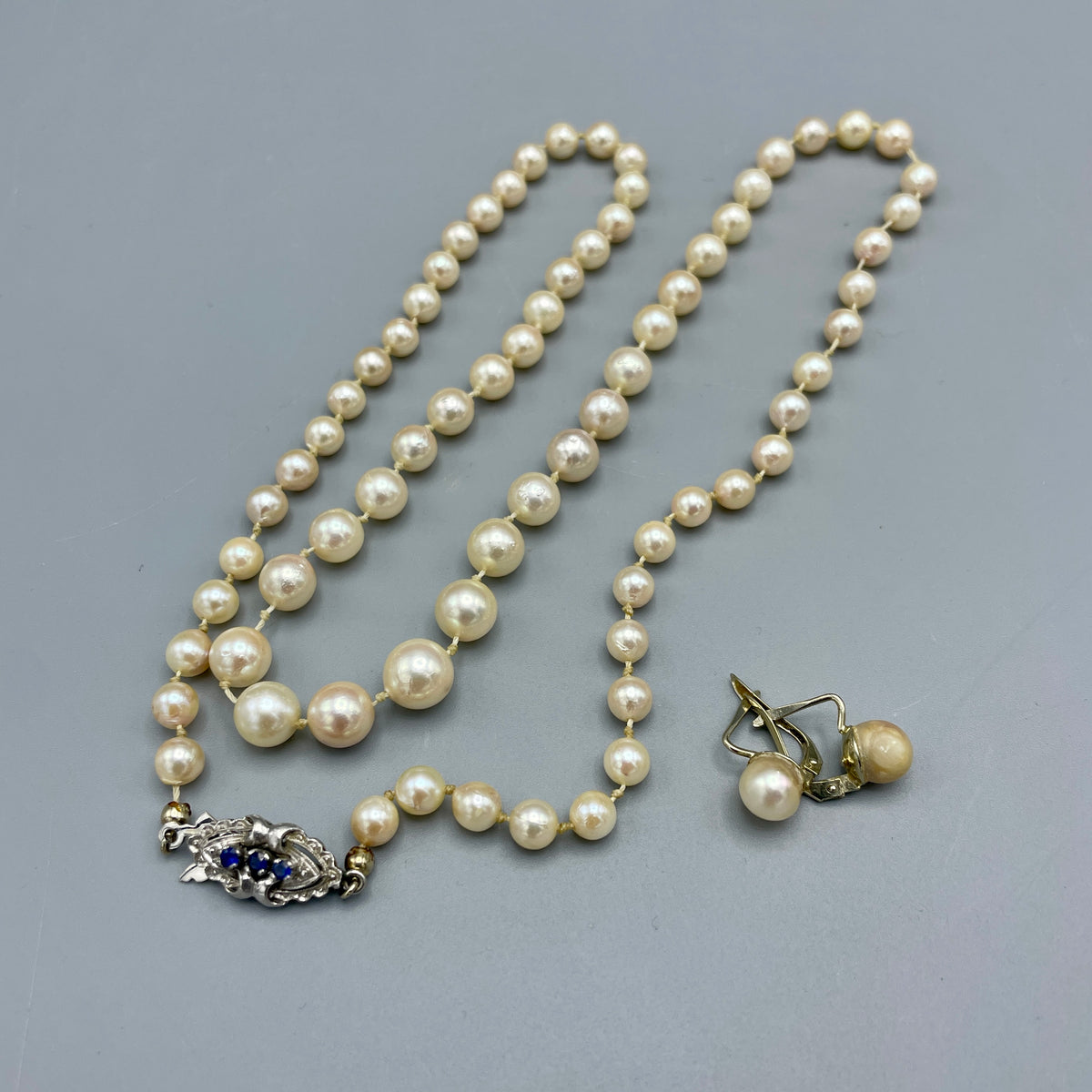 Orecchini Floreali Boho Vintage | Perle Blu Opache E Cristalli Oro | Gioielli Artigianali Per Donne