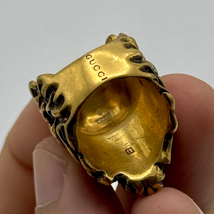 Gucci anello mod. Testa Leone metallo dorato con pietra azzurra 2020 ca