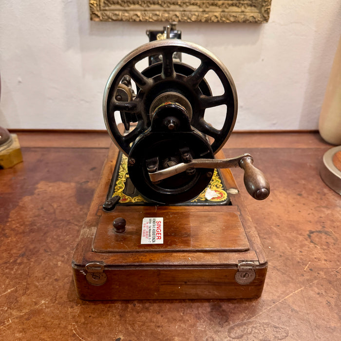 Singer macchina da cucire a manovella seriale F779619 funzionante con base 1910