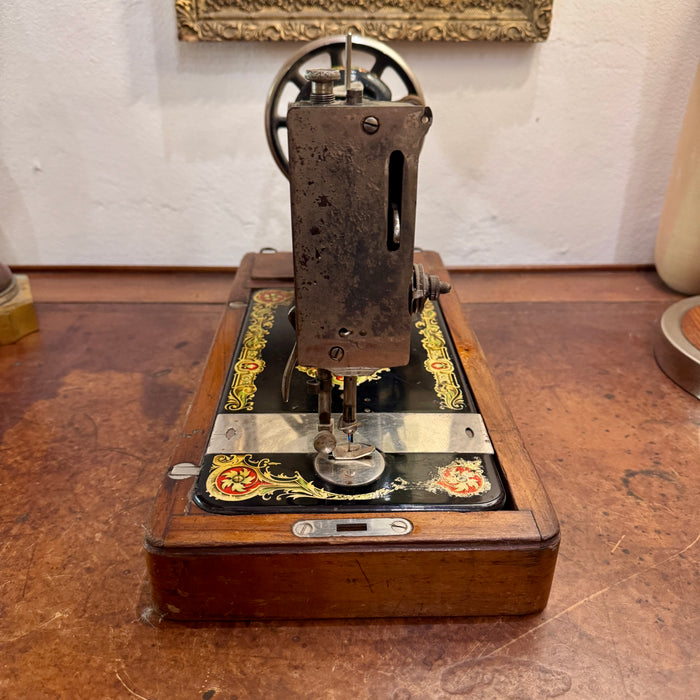 Singer macchina da cucire a manovella seriale F779619 funzionante con base 1910