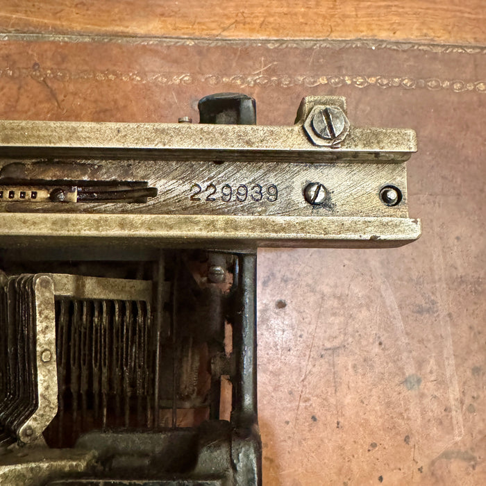 Olivetti M20 macchina scrivere seriale 229k 1922 da oliare e revisionare