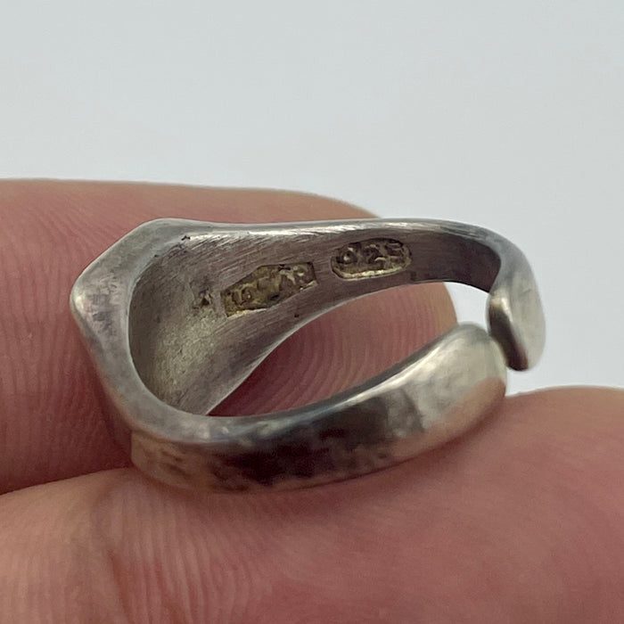 Anello design pietra bianca UnoAerre argento 925 Arezzo 1970 ca