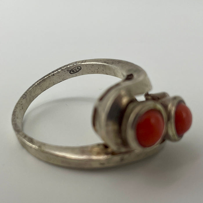 Anello contrariè corallo argento 925 Italia 1970 ca
