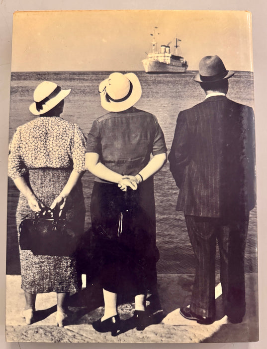 Libro “Foto d'archivio Italia 1915-1940” Zannier Bompiani Touring Club Italiano 1982