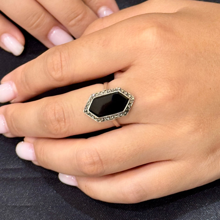 Anello esagonale onice argento Italia 1960 ca
