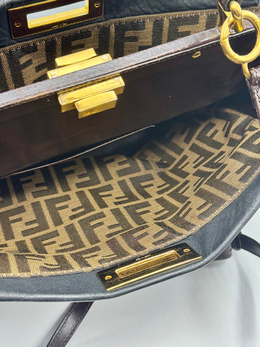 Borsa Fendi Peekaboo pelle nera bufalo 2010