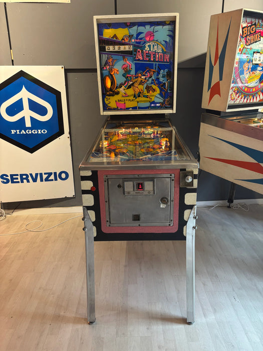 Flipper "Star Action" produttore Williams USA 1973