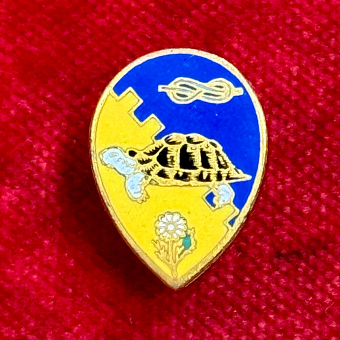 Distintivo Contrada della Tartuca Palio Siena ordinario smaltato 1960