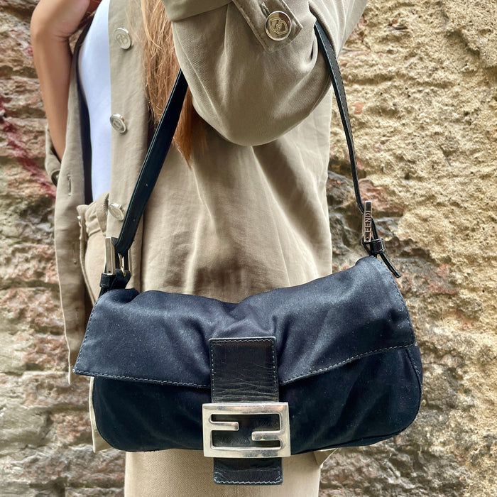 Borsa Fendi in tela nera 2000 ca