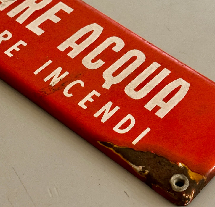 Insegna smaltata "Non usare l'acqua per spegnere incendi" Smalterie Lombarde 1970 ca