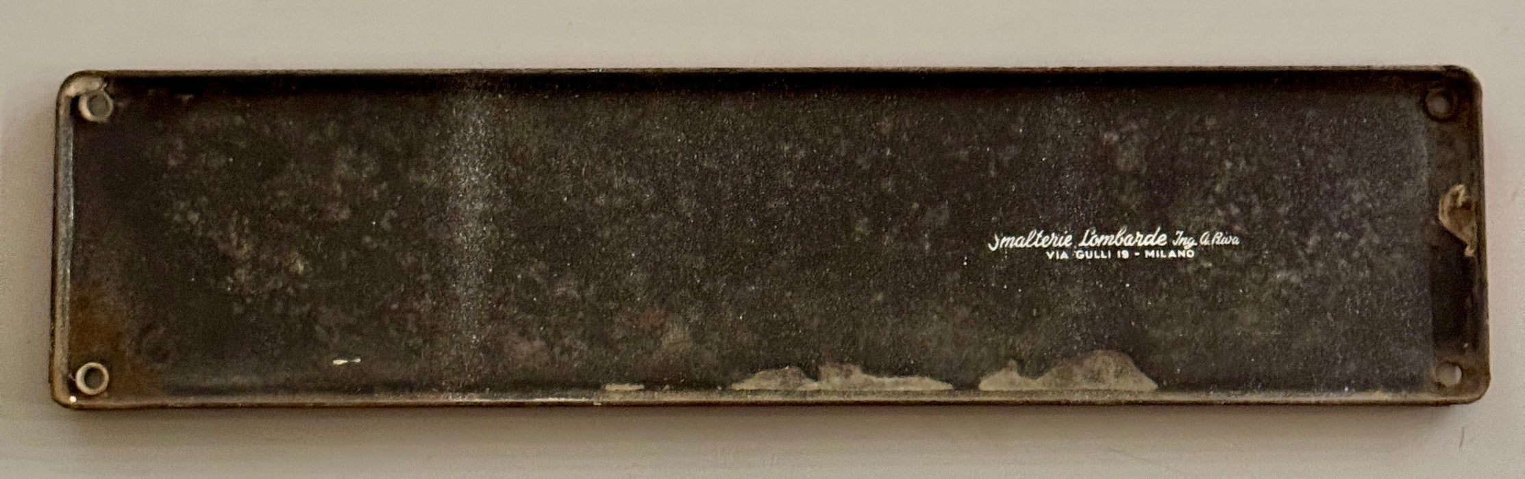 Insegna smaltata "Non usare l'acqua per spegnere incendi" Smalterie Lombarde 1970 ca