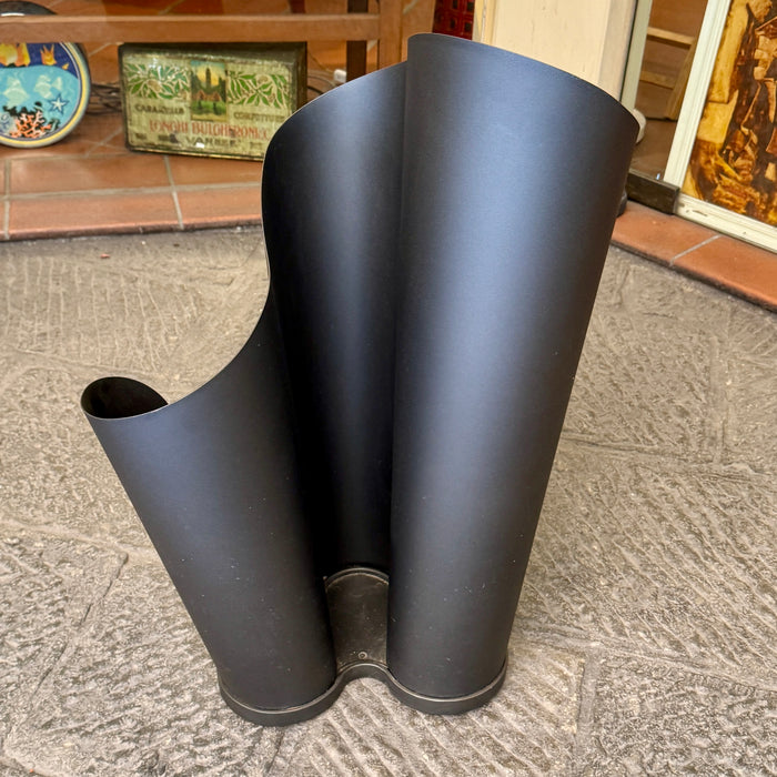 Narciso Tonin portaombrelli nero design Davide Bozzini metallo 2020 ca