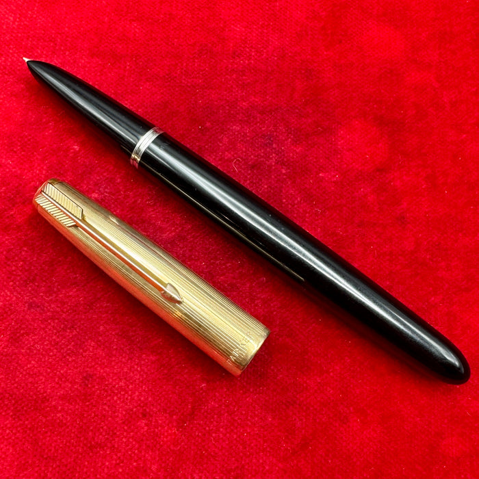 Parker 51 penna stilografica cappuccio oro UK 1970 ca